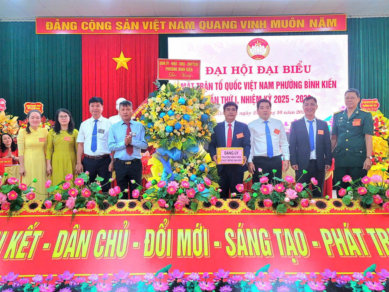 z7143225242032_28f6d68f84c5a1fce74d2ecd6d2bd2d5