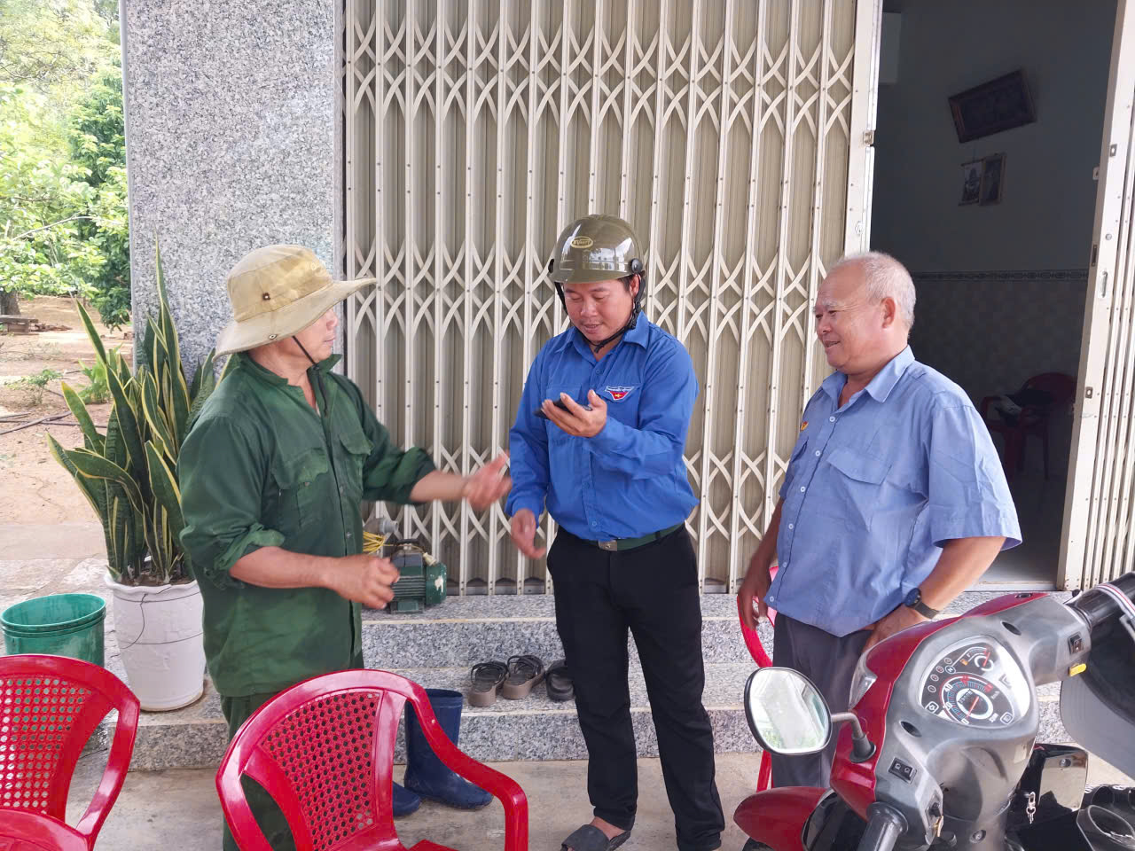 ĐẢNG ỦY – UBND PHƯỜNG BÌNH KIẾN, TỈNH ĐẮK LẮK QUYẾT TÂM THỰC HIỆN PHONG TRÀO “BÌNH DÂN HỌC VỤ SỐ”