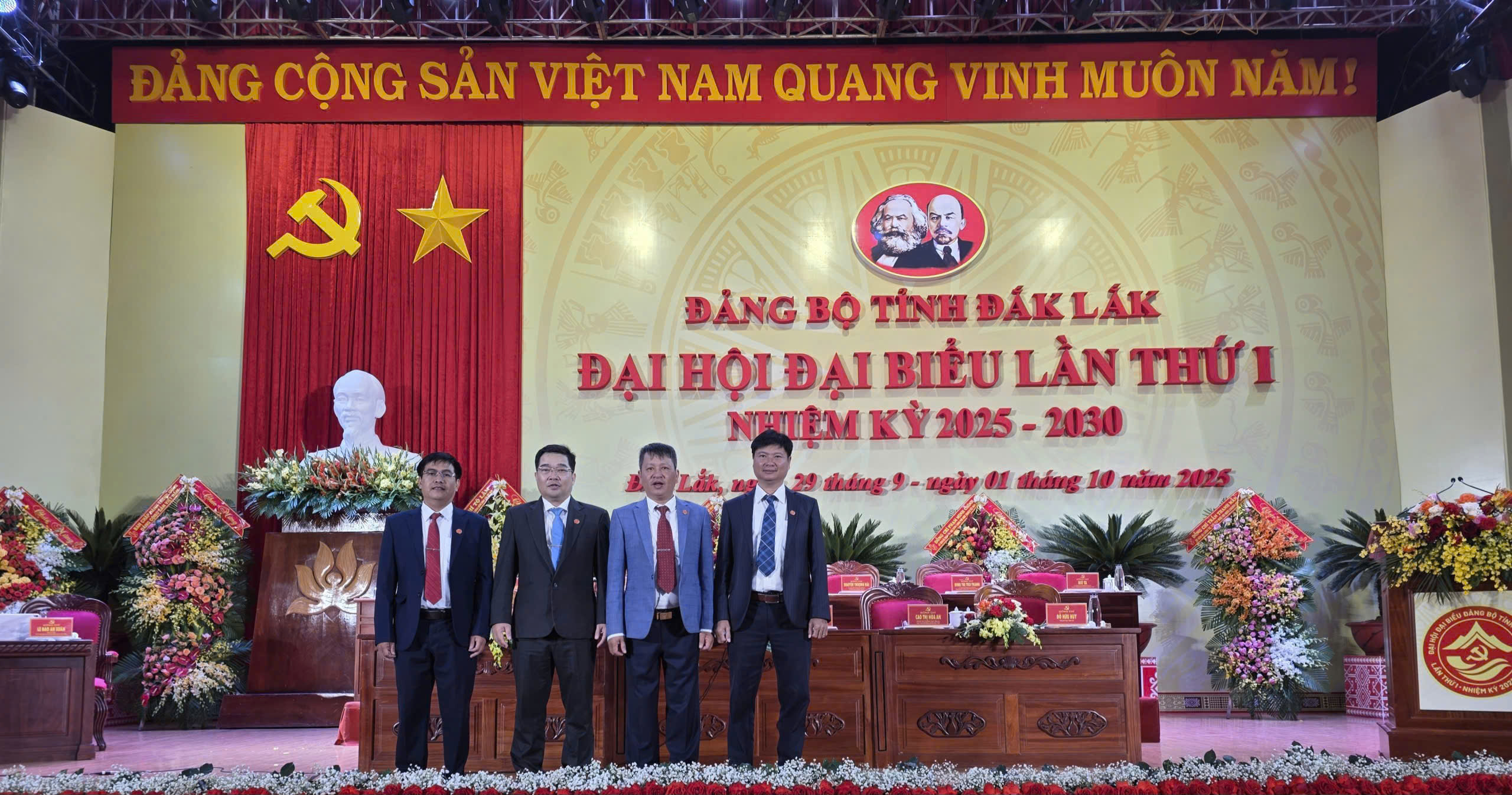 ĐOÀN ĐẠI BIỂU PHƯỜNG BÌNH KIẾN GÓP PHẦN TÍCH CỰC VÀO SỰ THÀNH CÔNG ĐẠI HỘI ĐẠI BIỂU ĐẢNG BỘ TỈNH ĐẮK LẮK