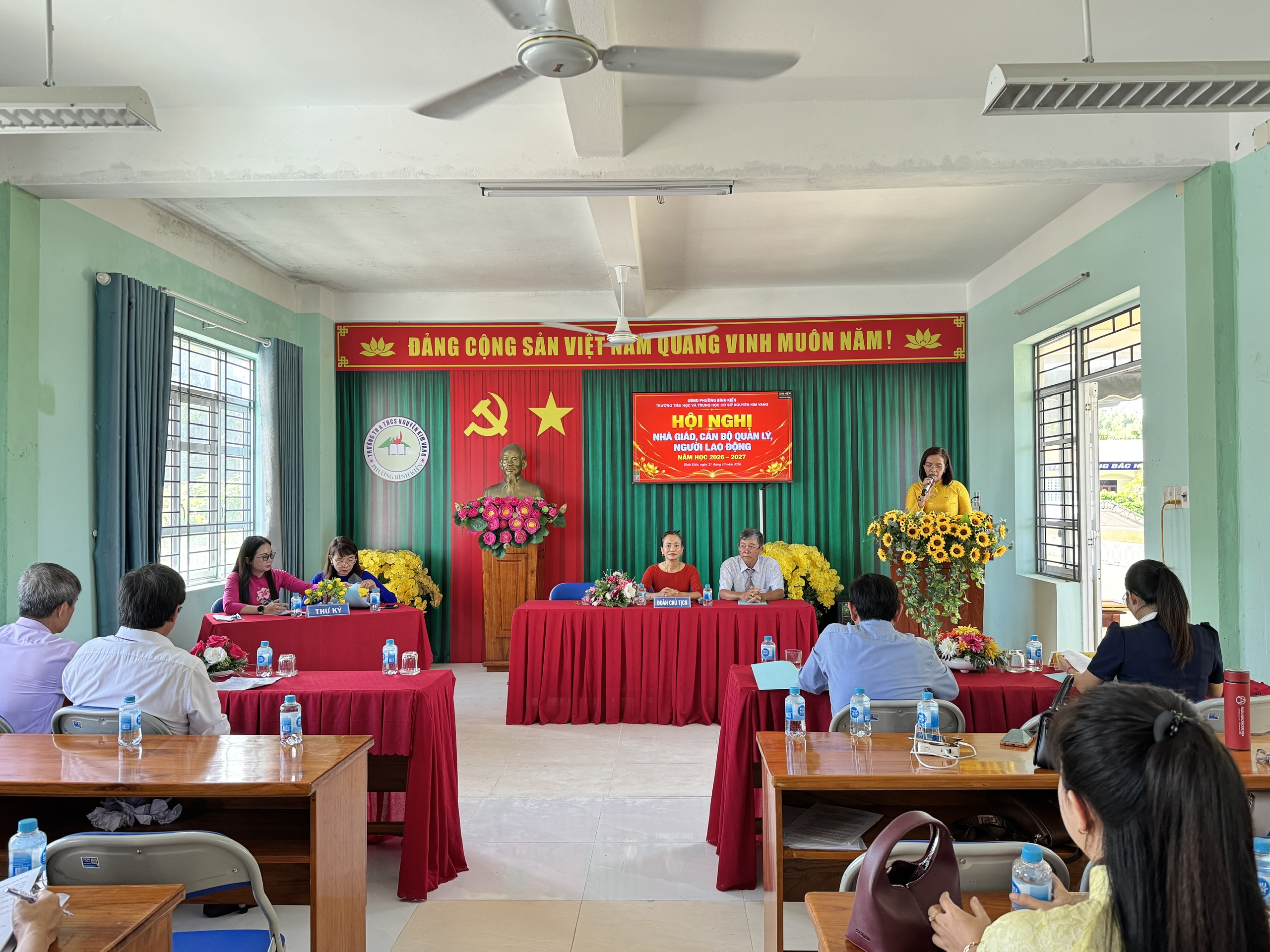 🌻 TRƯỜNG TIỂU HỌC VÀ THCS NGUYỄN KIM VANG TỔ CHỨC HỘI NGHỊ NHÀ GIÁO, CÁN BỘ QUẢN LÝ, NGƯỜI LAO ĐỘNG NĂM HỌC 2026–2027 🌻