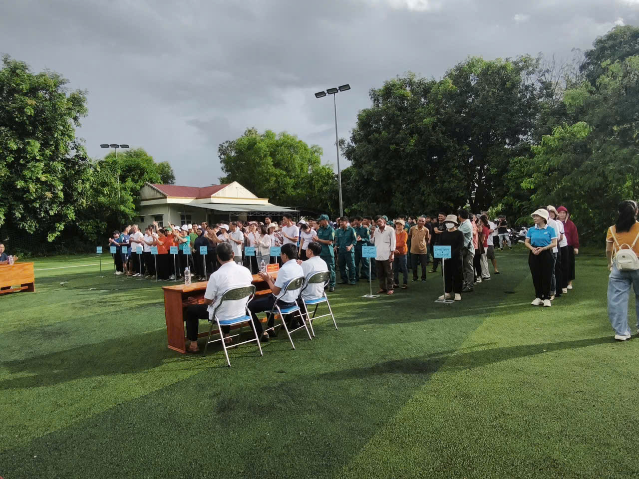 z7130816763618_533ed4cfbe2e69dcbb6386d445dbcc5b