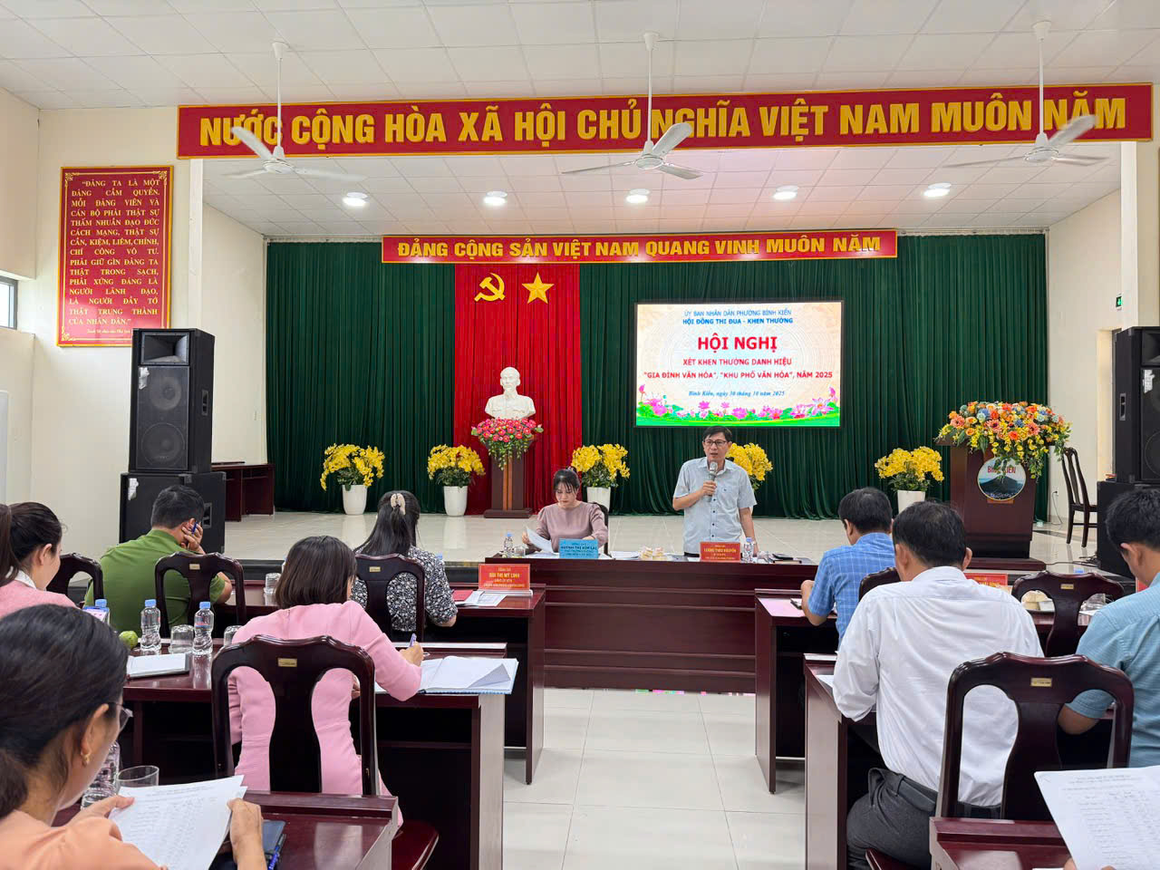 z7172508443320_895f75bf179ca40a3d24f9a7bb5d05ee