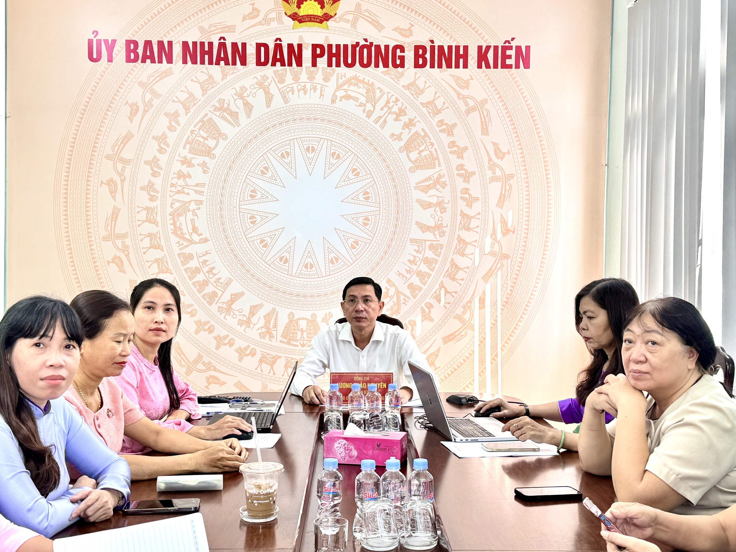 🎓 BÌNH KIẾN THAM DỰ HỘI NGHỊ TỔNG KẾT NĂM HỌC 2025 – 2026, TRIỂN KHAI NHIỆM VỤ NĂM HỌC 2026 – 2027