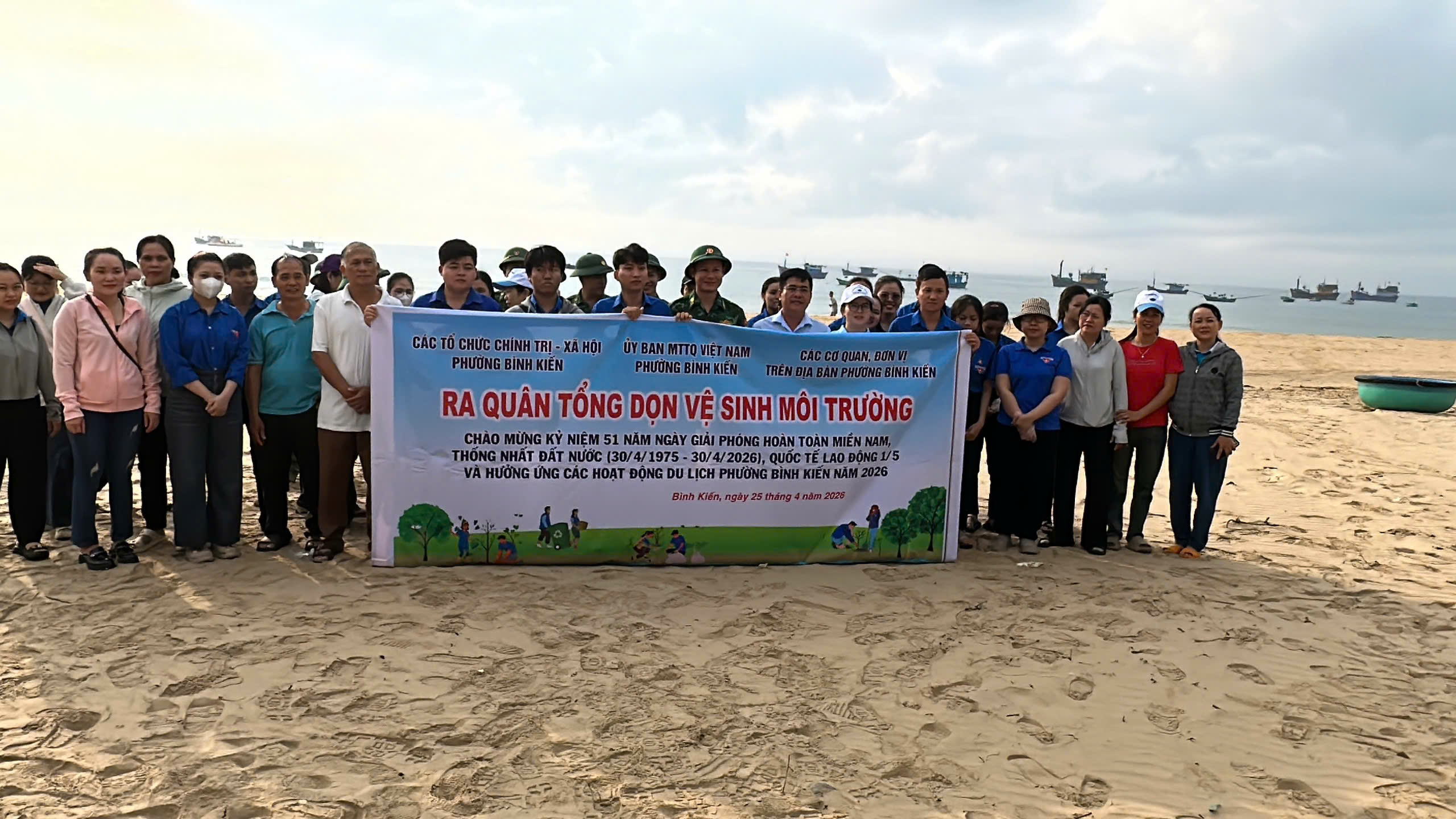CHUNG TAY LÀM SẠCH MÔI TRƯỜNG – CHÀO MỪNG ĐẠI LỄ 30/4 & 1/5